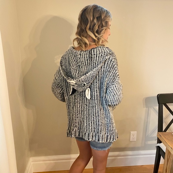 Love & Liberty Cute Animal Hooded Sweater - Picture 12 of 15